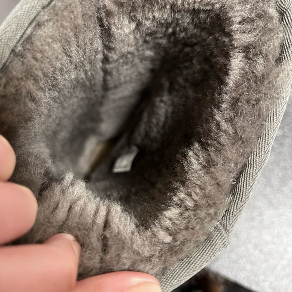 Perfect Condition Grey Ugg Boots - image 5